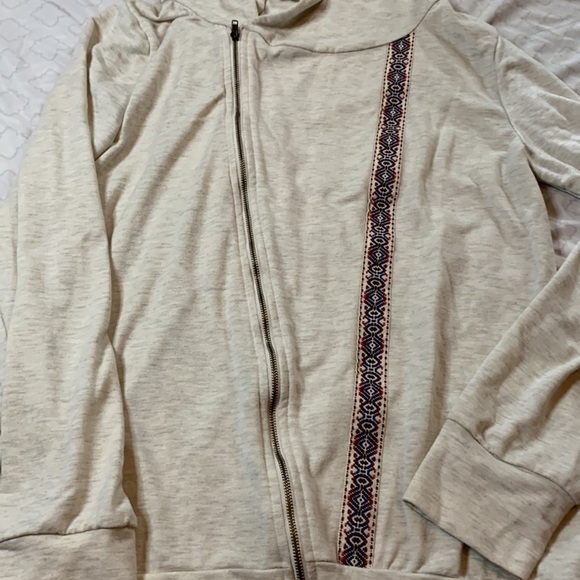 Twenty Second Hooded Jacket - Picture 3 of 5